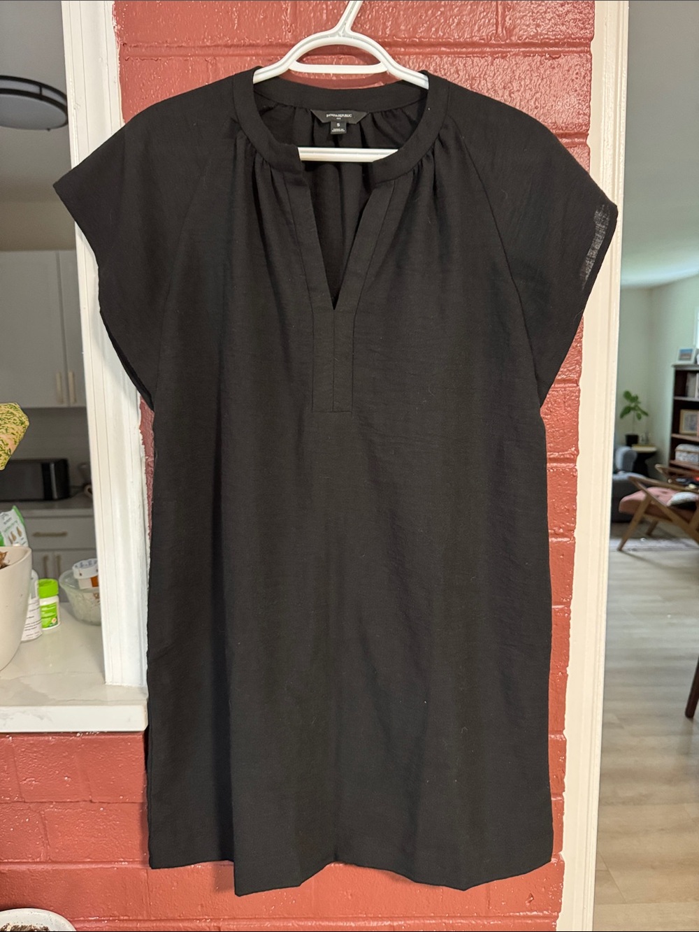 Banana Republic Black Cap Sleeve V-Neck Mini Dress